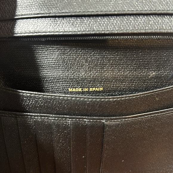 Chanel CoCo Button Long Wallet - Picture 9 of 17